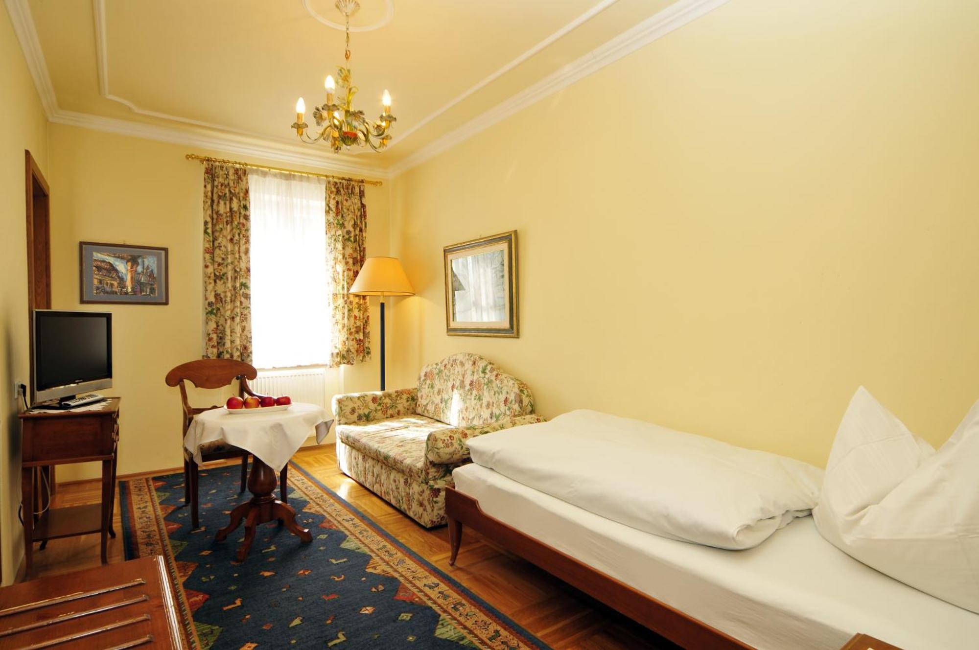 Hotel-Gasthof Maria Plain Bergheim Room photo